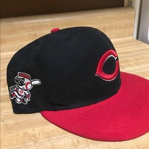 Reds baseball cap